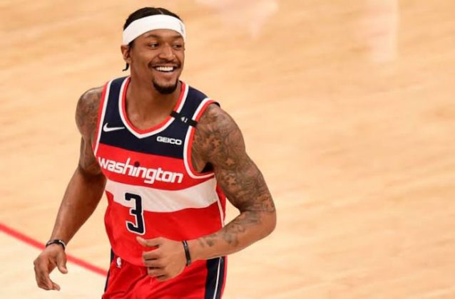 Beal lidera con 27 puntos el triunfo de los Wizards sobre los Hawks