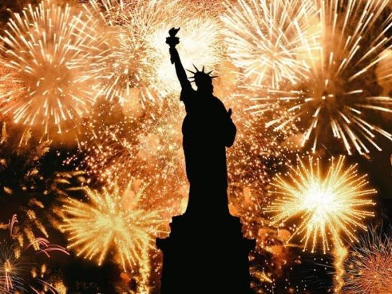 Ciudad NY celebrará masiva fiesta fin de año pese covid-19