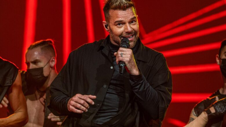 Rechazan orden de protección a sobrino de Ricky Martin contra su tío