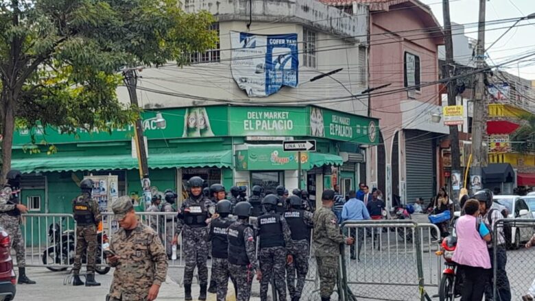 Cierran y resguardan alrededores Palacio de Justicia para evitar incidentes con seguidores PLD