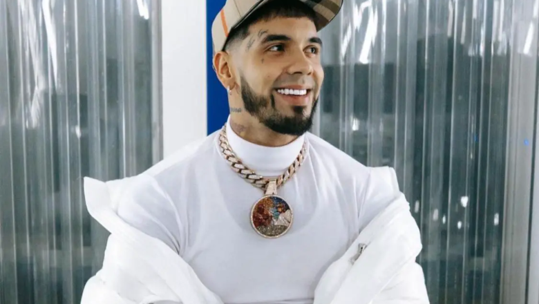 Anuel AA en guerra con la madre de su hijo por fotos en Instagram