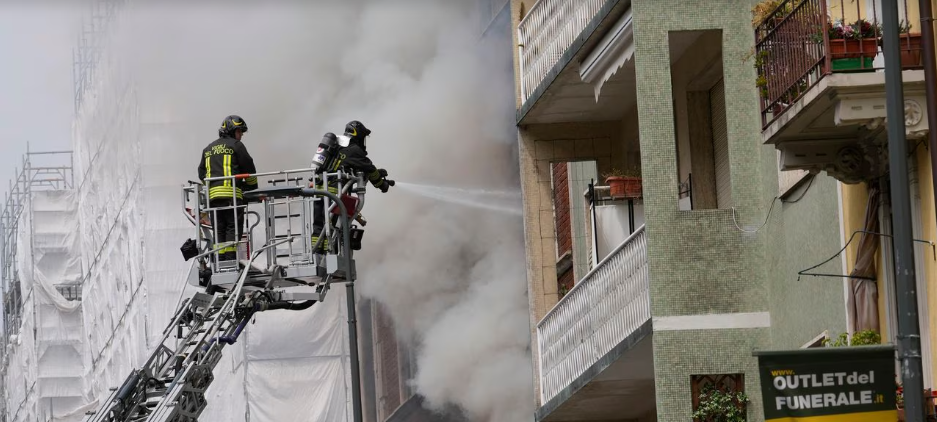 Al menos cuatro heridos por explosión de un camión en Milán