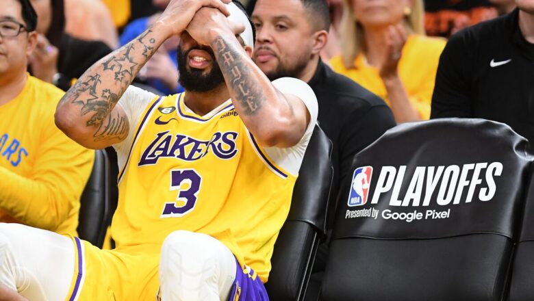 Anthony Davis enciende las alarmas de los Lakers por esguince en la comienzo