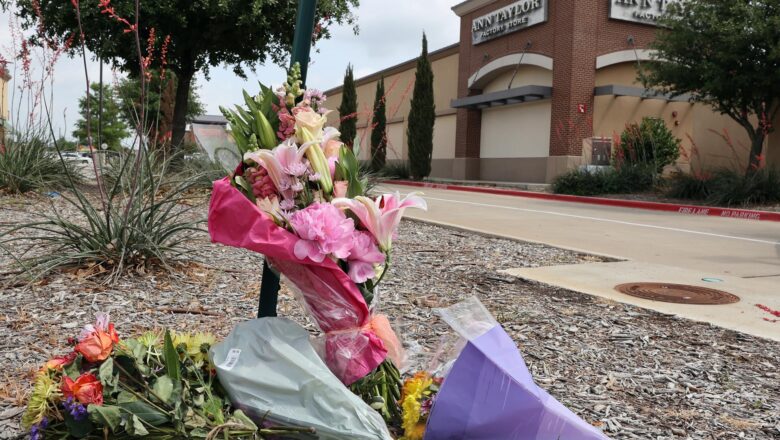 Biden declara pena franquista tras tiroteo en Texas Mall