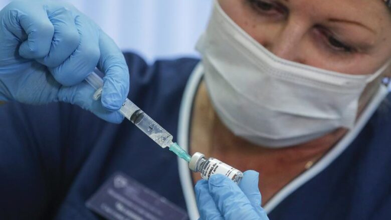 Estados Unidos revocará inoculación obligatoria contra covid para viajeros extranjeros