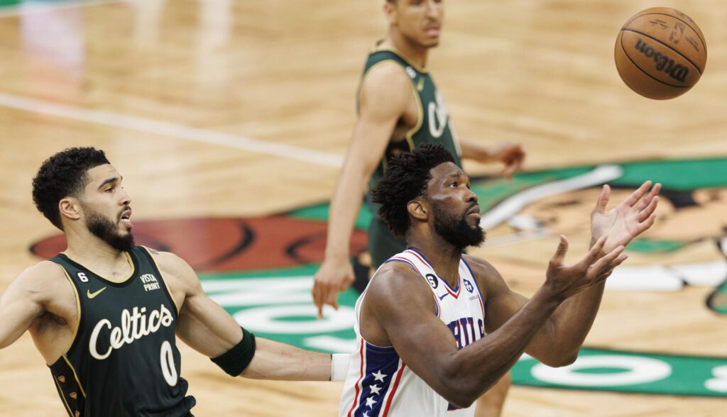 Filadelfia se pasea en Boston y se pone a un paso de la final del Este