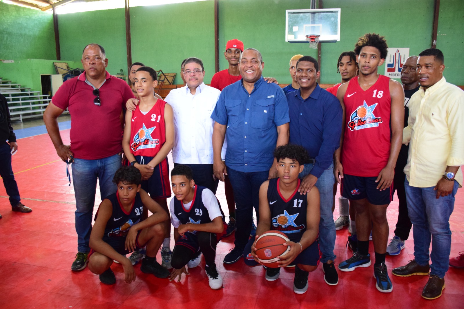 Alcalde José Andujar y Ministro de Deportes anuncian obras en Santo Domingo Oeste