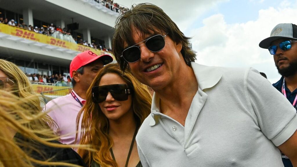 Captan a Shakira compartiendo con Tom Cruise en Miami