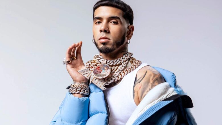 Anuel AA canta canción de Shakira con Bizarrap y causa sensación