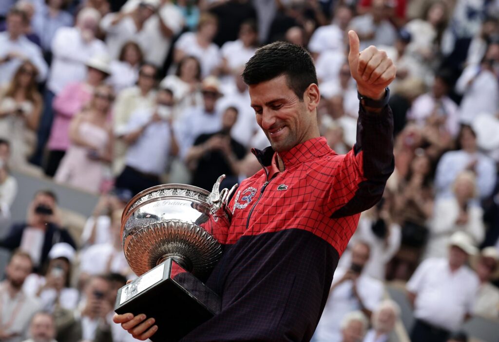 Djokovic consigue su 23 Grand Slam y recupera el número 1