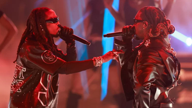 Migos rinde homenaje a Takeoff en la presentación de los BET Awards