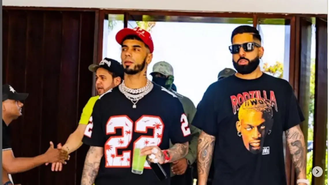 Anuel AA ya llegó a Cap Cana para los Heat Awards