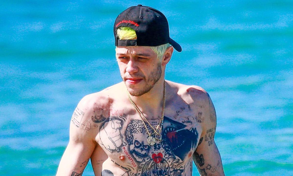 Pete Davidson podría quitarse los tatuajes de Kim Kardashian