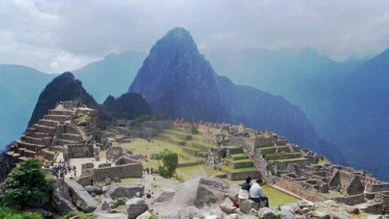 Aparece la placa de oro perdida que declaraba Machu Picchu