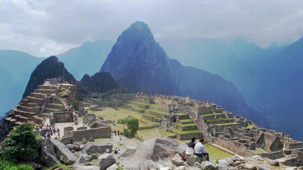 Aparece la placa de oro perdida que declaró Machu Picchu como maravilla del mundo