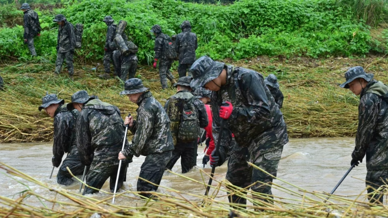 Corea del Sur sondeo a los desaparecidos mientras el número de muertos aumenta a 41