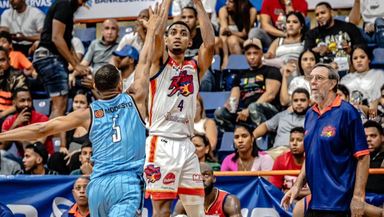 Los Reales de La Vega parten ganando la Final de la Superliga LNB 2023