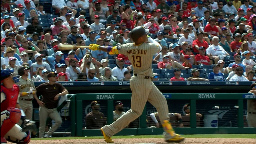 Manny Machado llegó a 300 jonrones en su carrera en las Grandes Ligas