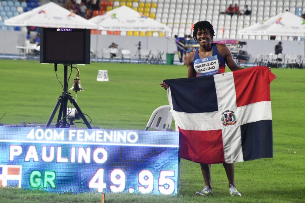 Marileidy Paulino gana oro en 400 metros femeninos en San Salvador 2023