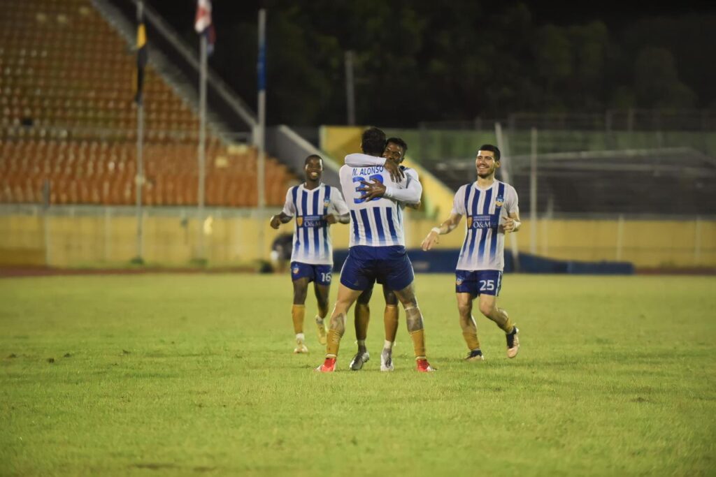 O&M FC derrota un gol por cero a Club Atlético Pantoja