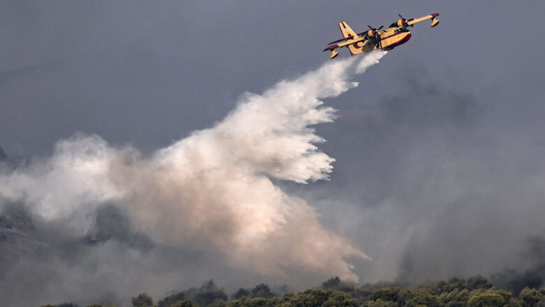 Avión se fortuna mientras luchaba contra incendios en Grecia