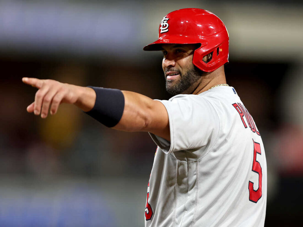 Albert Pujols hizo historia en Las Mayores en un inolvidable Agosto