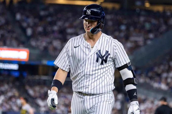 Josh Donaldson fue dejado libre por los Yankees