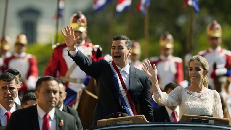 Santiago Peña asumió como nuevo presidente de Paraguay