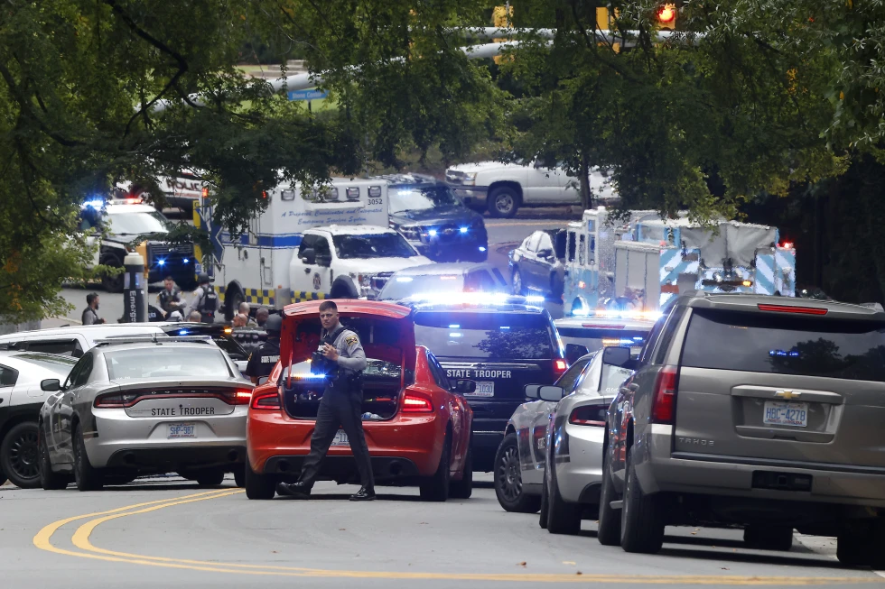 Profesor es asesinado tras incidente armado en Universidad de Carolina del Norte