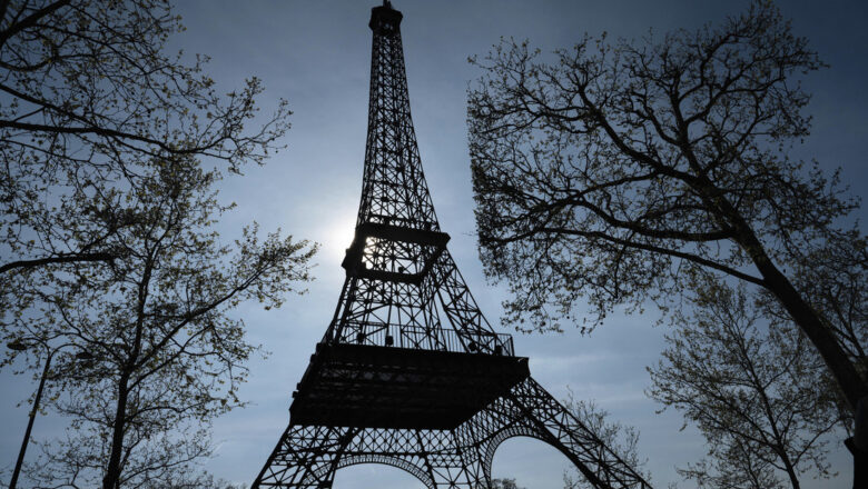 Evacúan la Torre Eiffel en París por sobresalto de bala