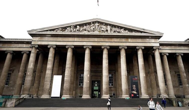 Un hombre apuñalado cerca del Museo Británico, en Londres