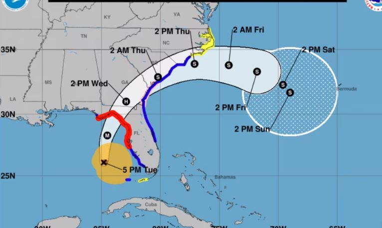 Idalia se fortalece rumbo a Florida; ya es un huracán categoría 2