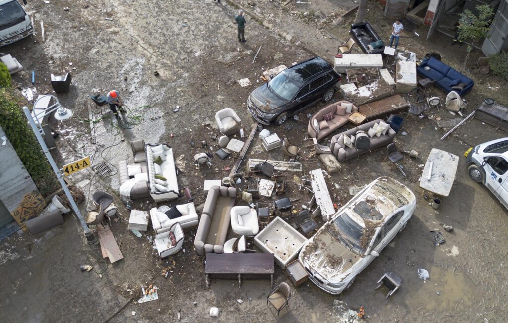 Once muertos y cinco desaparecidos por las inundaciones en el sudeste de Europa