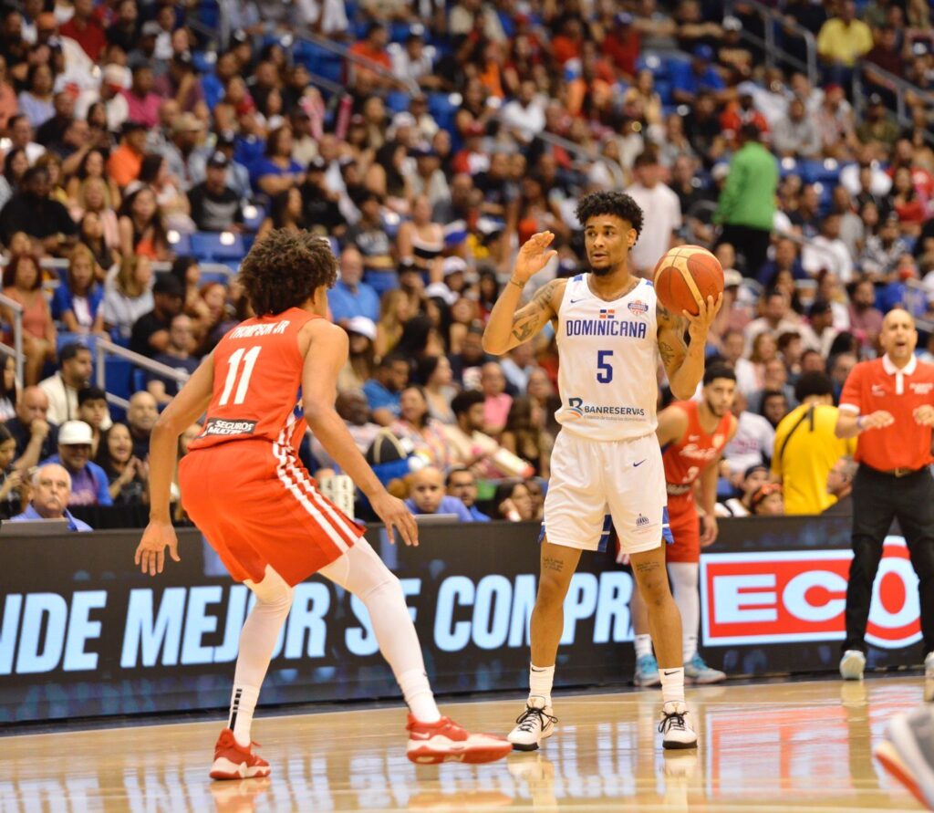 República Dominicana vs Puerto Rico Igualados en la mitad