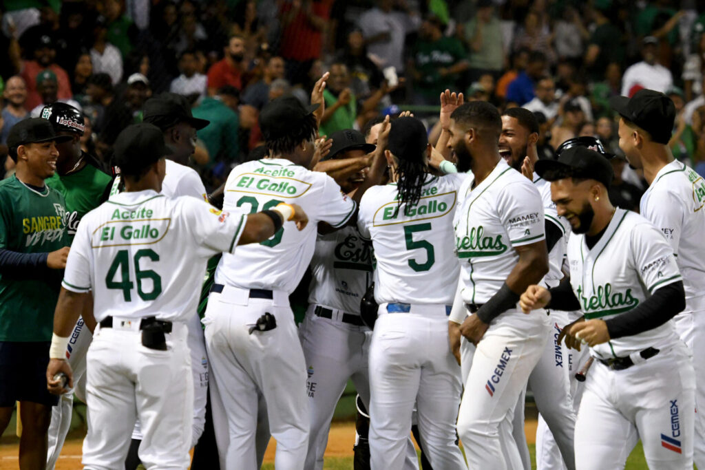 Las Estrellas vencen a los Tigres y se colocan en 2-0 (fuente externa)